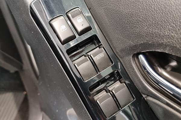 2019 Isuzu MU-X LS-T