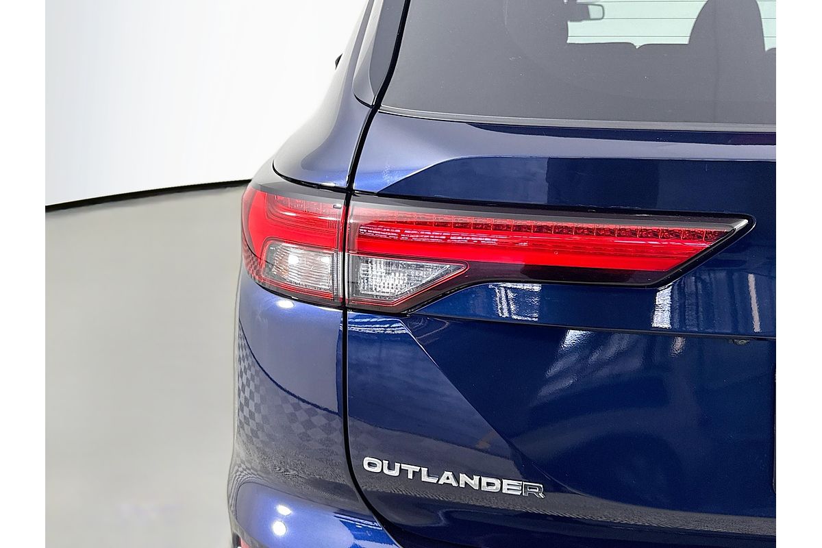 2021 Mitsubishi Outlander OUTLANDER LS 7 SEAT (2WD) ZM2L46