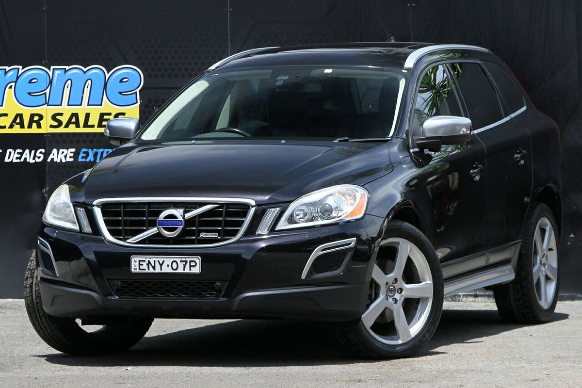 2014 Volvo XC60 T6 R-Design
