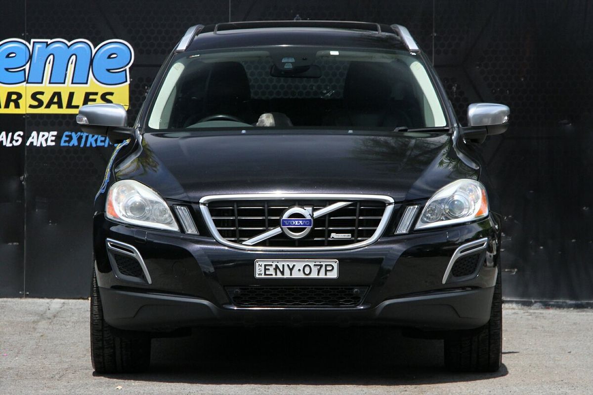 2014 Volvo XC60 T6 R-Design