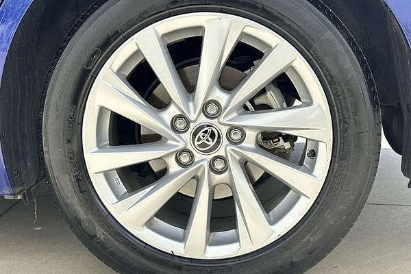 2024 Toyota Camry Ascent AXVH70R