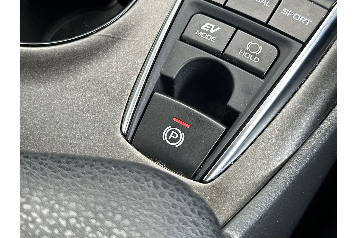 2024 Toyota Camry Ascent AXVH70R