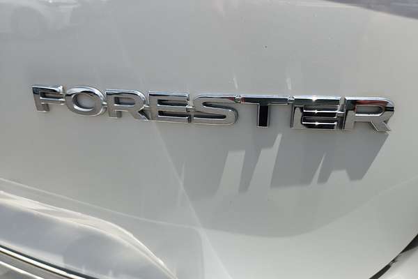 2018 Subaru Forester 2.5i-S S5