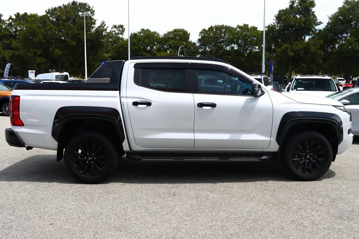 2024 Mitsubishi Triton GSR MV 4X4