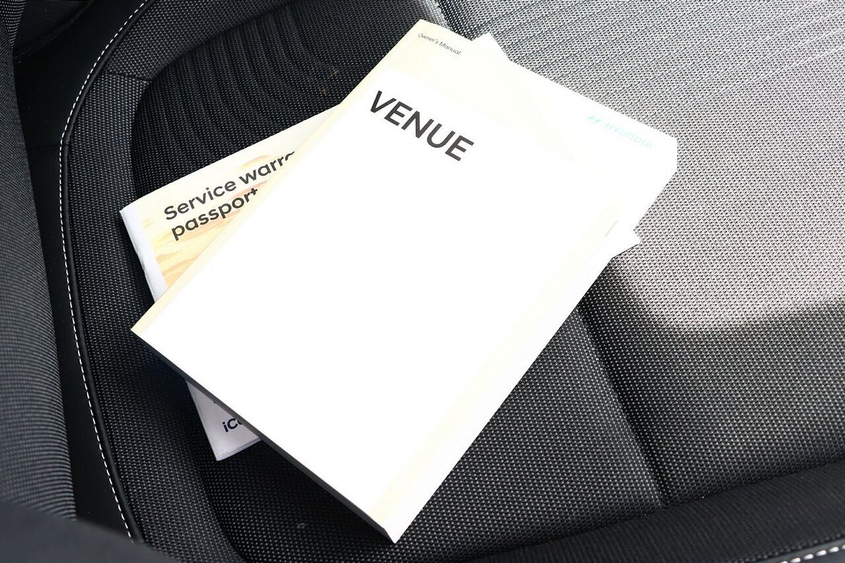 2022 Hyundai Venue Elite QX.V5