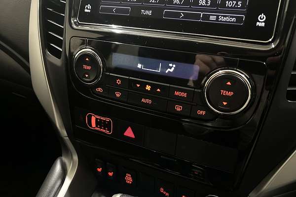 2018 Mitsubishi Pajero Sport Exceed QE