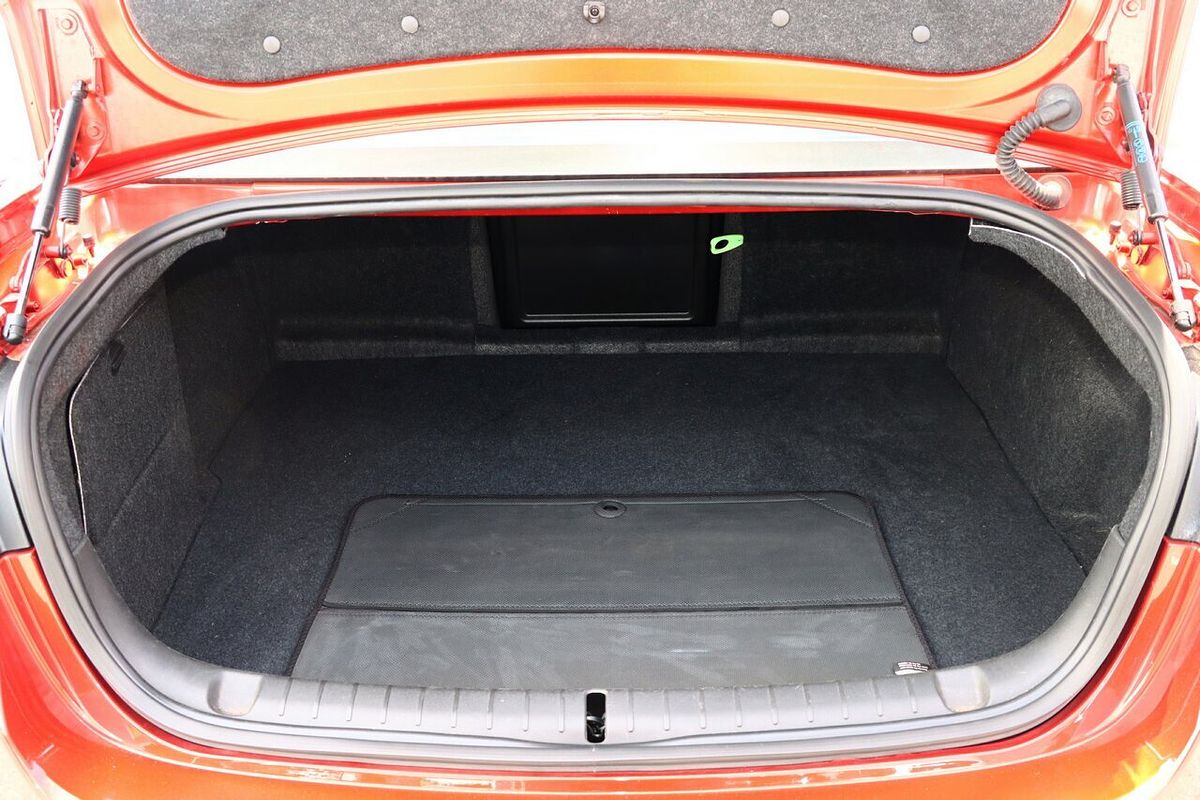 2015 Holden Commodore SV6 Storm VF