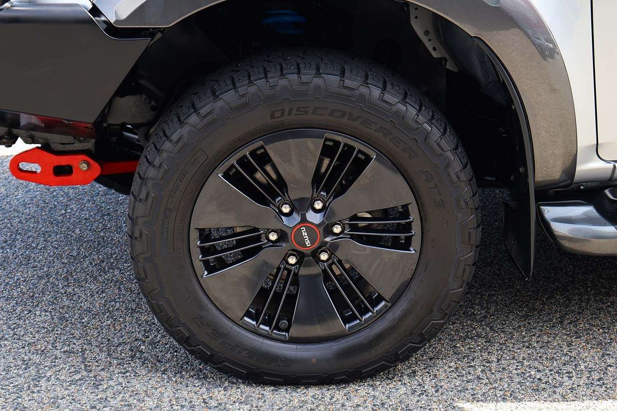 2022 Isuzu D-MAX X-TERRAIN 4X4