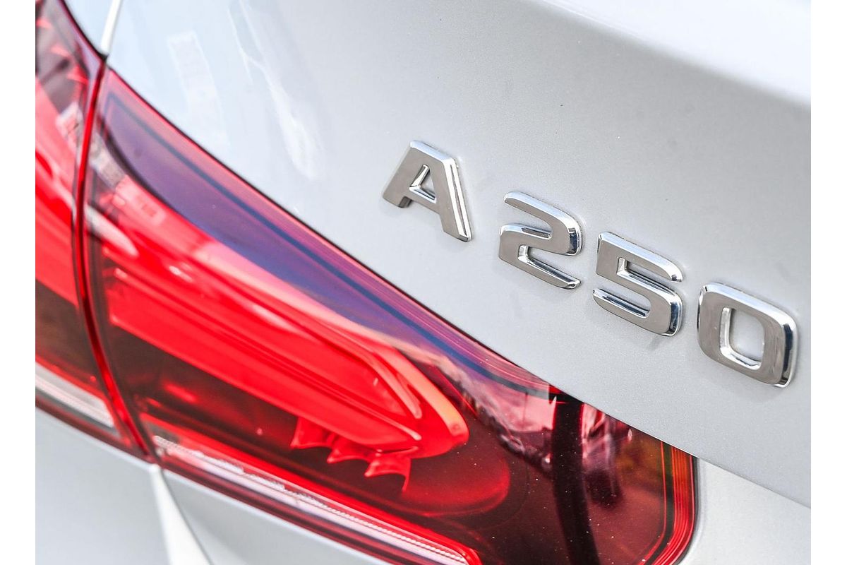 2020 Mercedes-Benz A-Class A250 V177