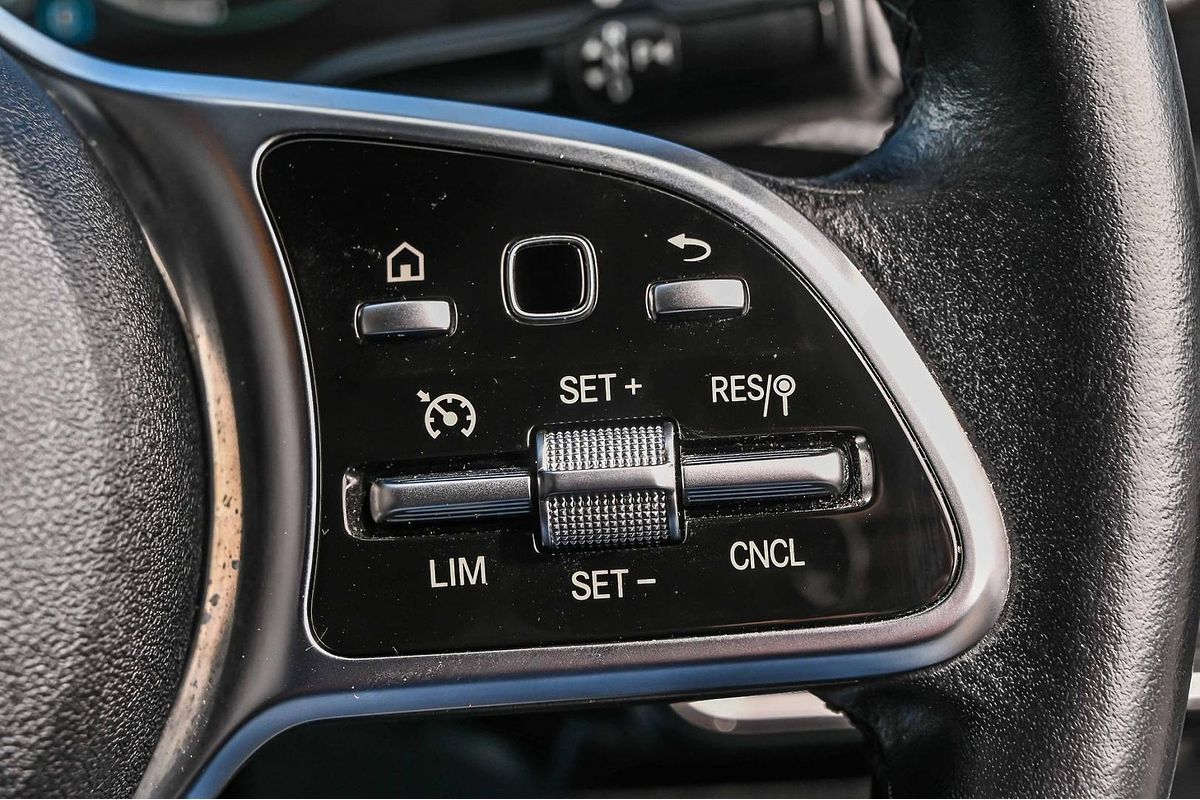 2020 Mercedes-Benz A-Class A250 V177