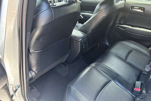 2024 Toyota Corolla Cross Atmos MXGH10R