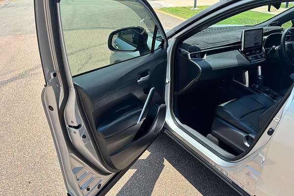 2024 Toyota Corolla Cross Atmos MXGH10R