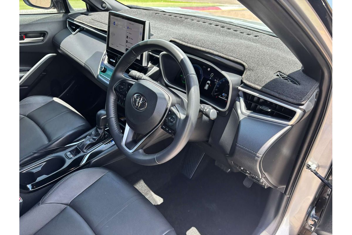 2024 Toyota Corolla Cross Atmos MXGH10R