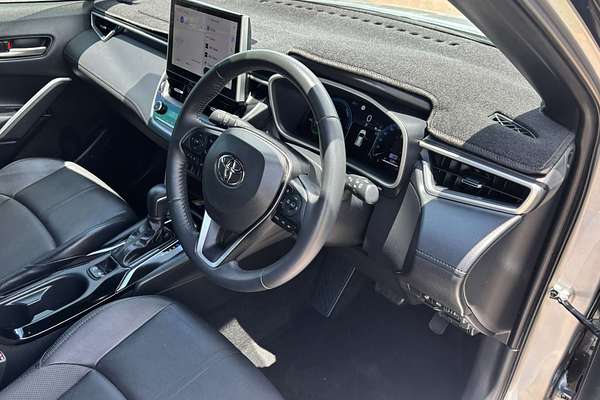 2024 Toyota Corolla Cross Atmos MXGH10R