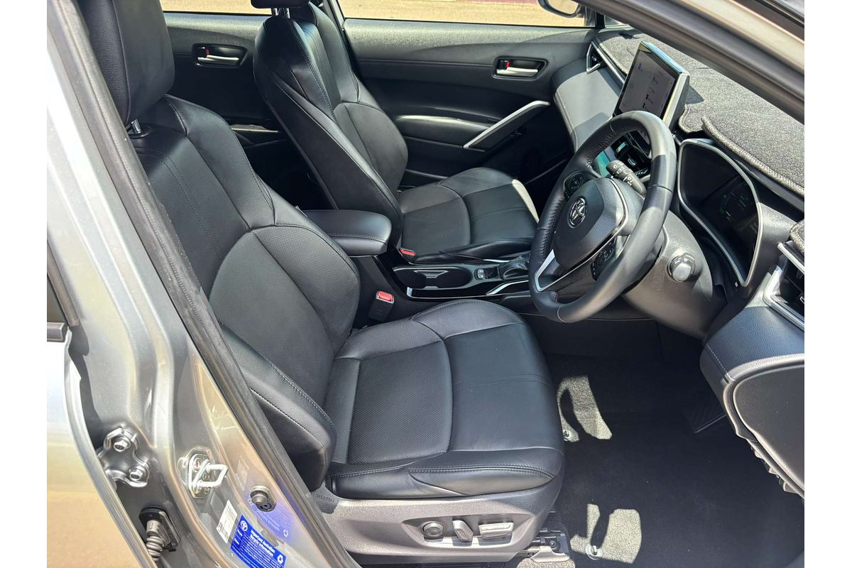 2024 Toyota Corolla Cross Atmos MXGH10R
