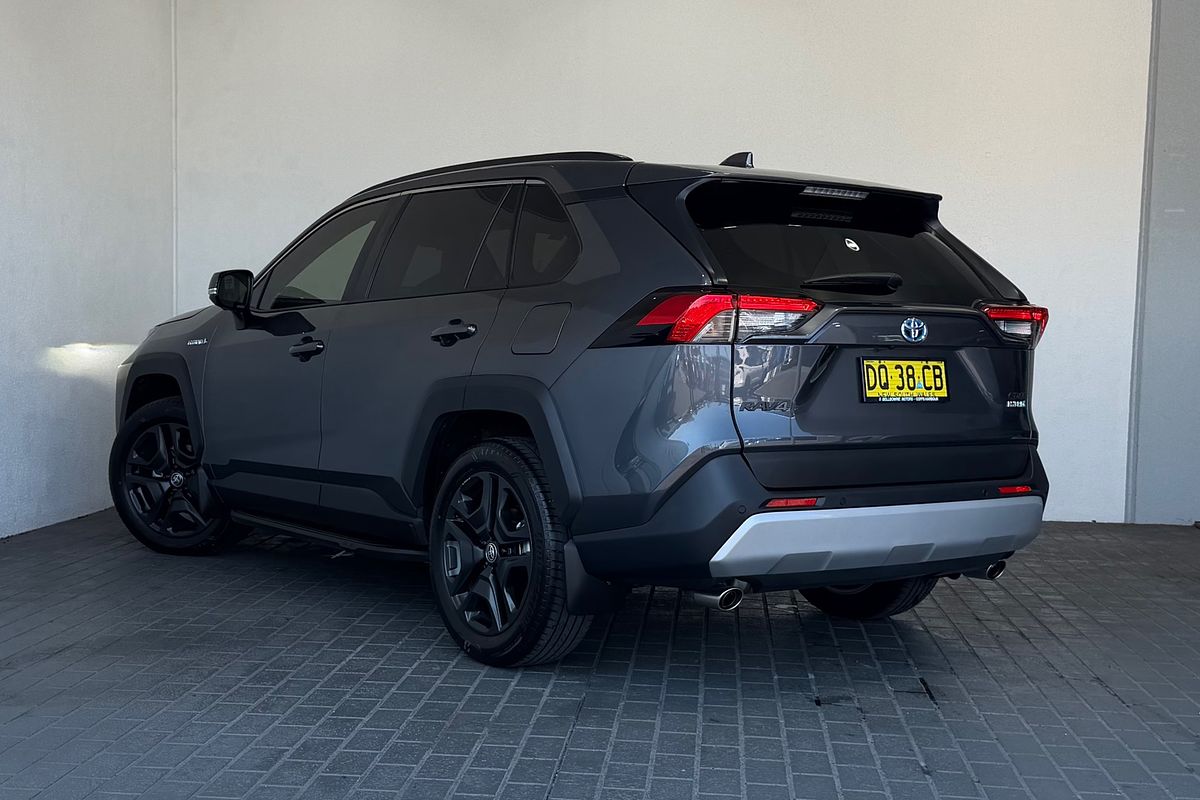 2024 Toyota RAV4 Edge AXAH54R