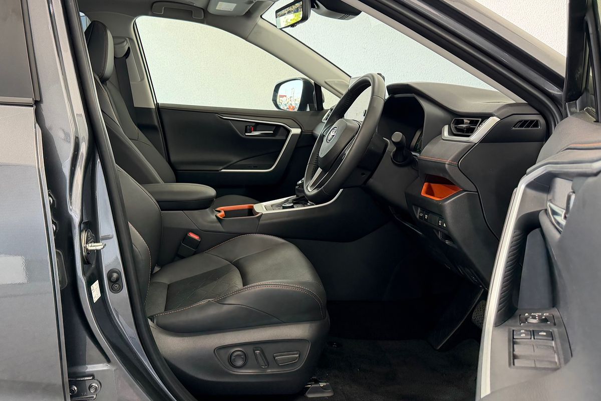 2024 Toyota RAV4 Edge AXAH54R