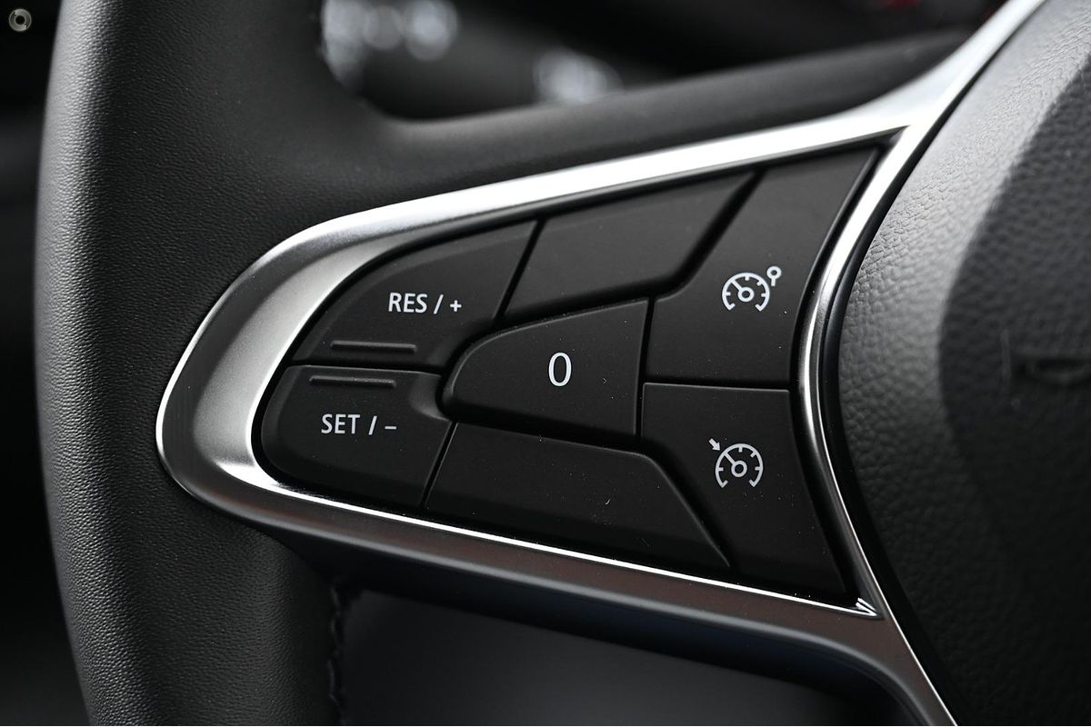 2023 Renault Trafic Pro X82 LWB Low Roof