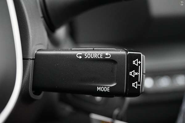 2023 Renault Trafic Pro X82 LWB Low Roof