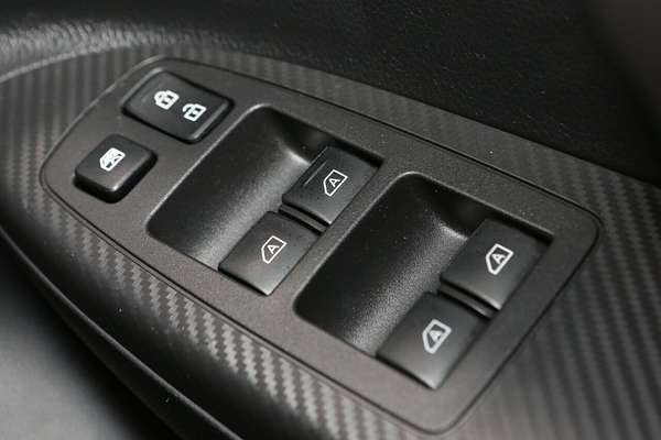 2020 Mitsubishi Eclipse Cross LS YB