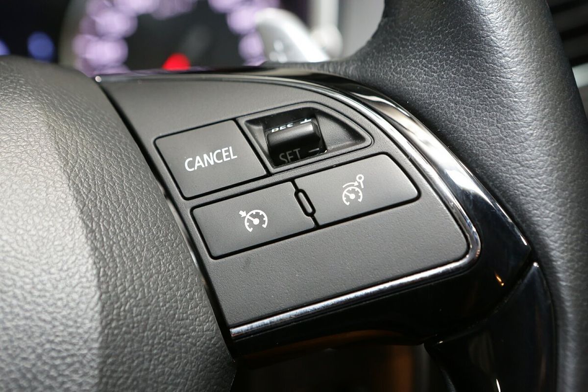 2020 Mitsubishi Eclipse Cross LS YB