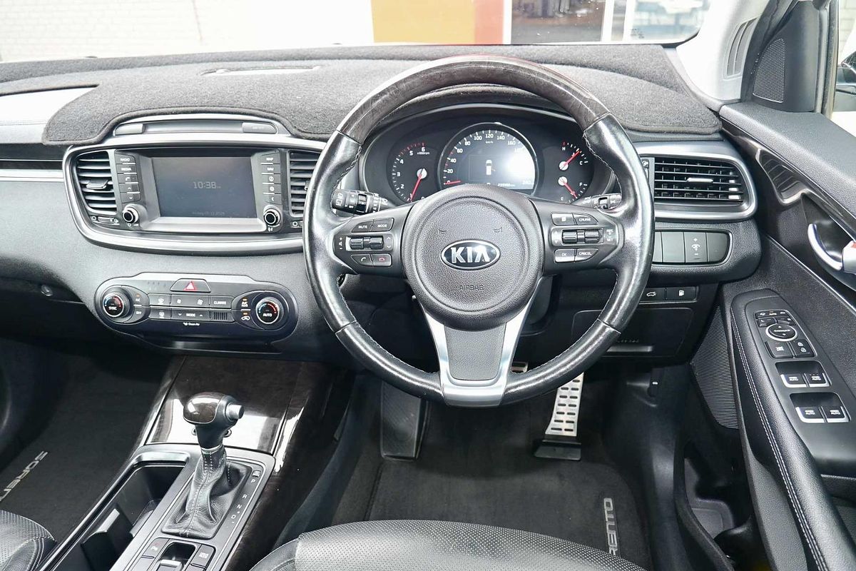 2016 Kia Sorento SLi UM