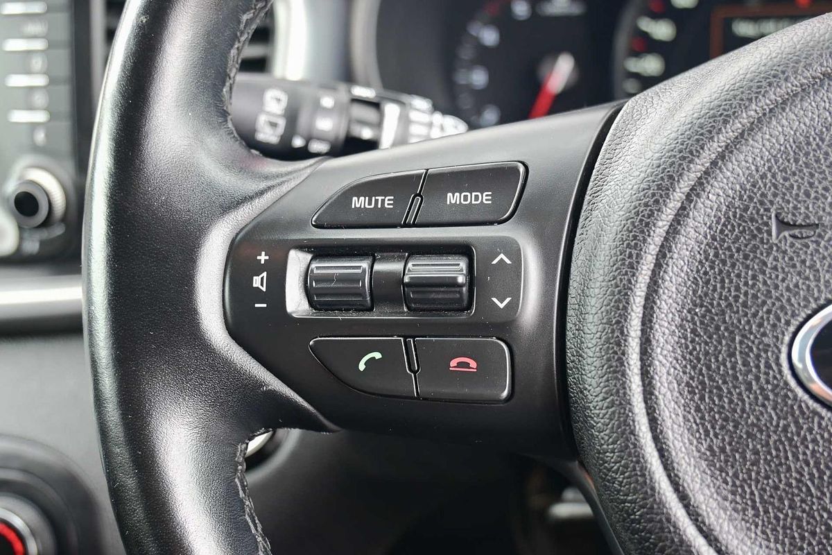 2016 Kia Sorento SLi UM