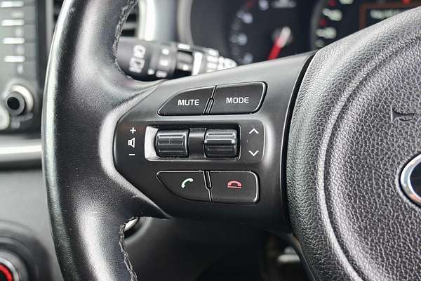 2016 Kia Sorento SLi UM