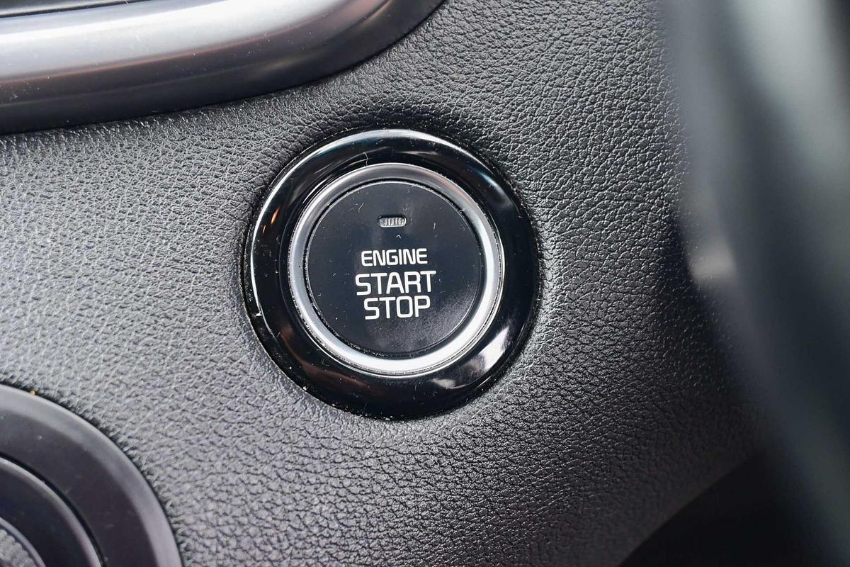 2016 Kia Sorento SLi UM