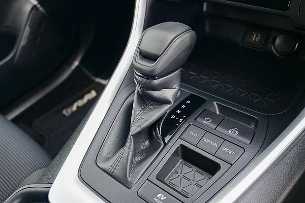 2024 Toyota RAV4 GX AXAH52R