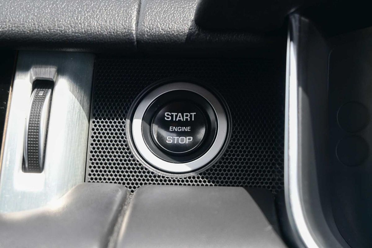 2016 Land Rover Range Rover SDV8 Vogue L405