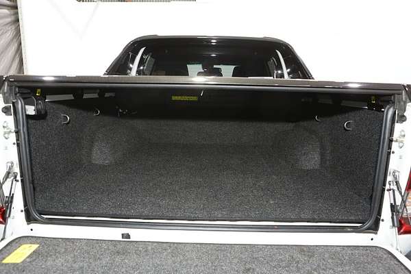 2025 Toyota Hilux Rogue 48V GUN126R 4X4