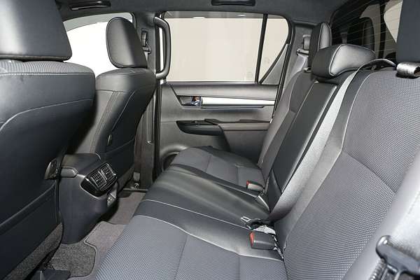 2025 Toyota Hilux Rogue 48V GUN126R 4X4