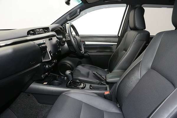 2025 Toyota Hilux Rogue 48V GUN126R 4X4