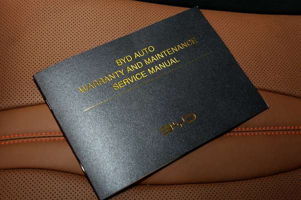 2024 BYD SEALION 6 Premium