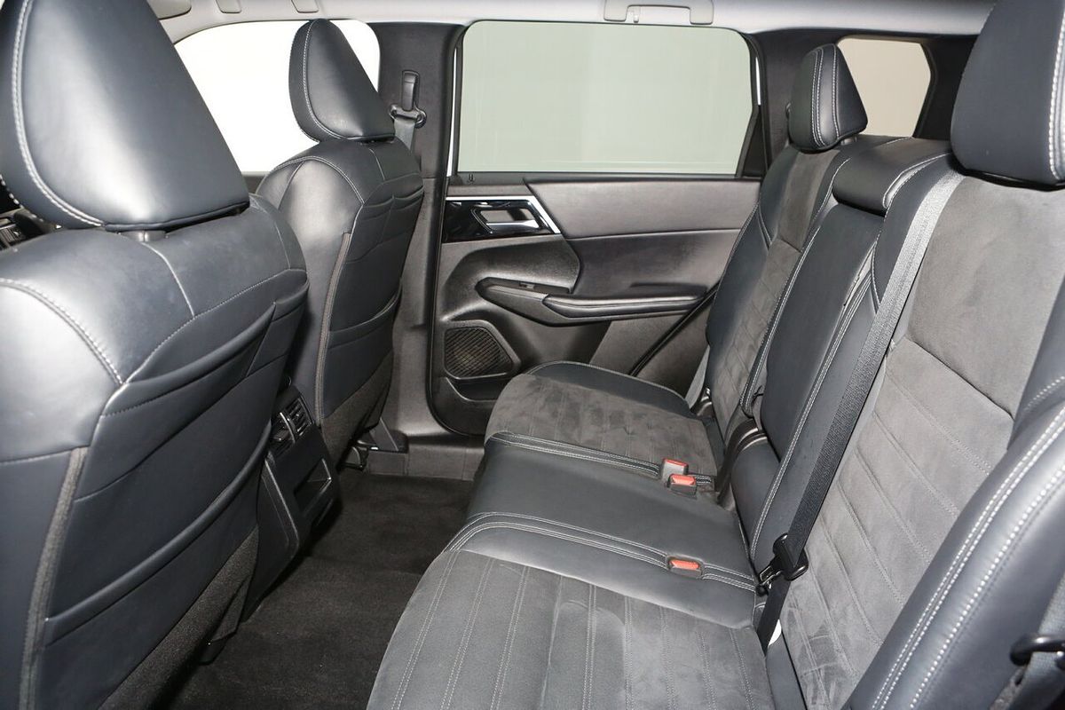 2022 Mitsubishi Outlander Aspire ZM