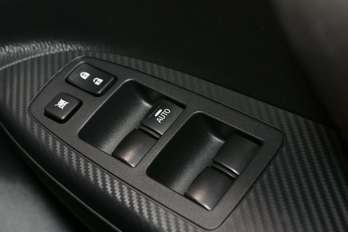 2024 Mitsubishi Eclipse Cross ES YB