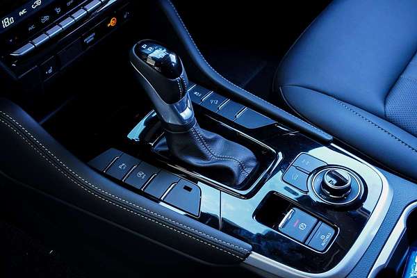 2025 Isuzu MU-X LS-T