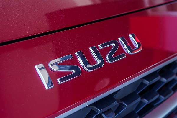 2025 Isuzu MU-X LS-T