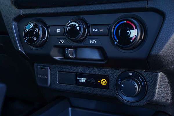 2025 Isuzu D-MAX X-RIDER 4X4