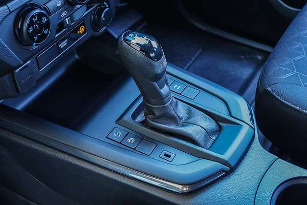 2025 Isuzu D-MAX X-RIDER 4X4