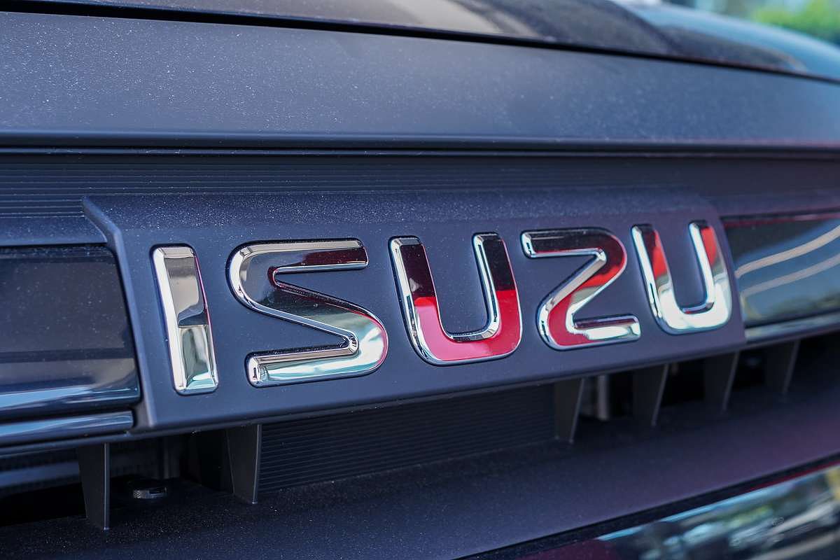 2025 Isuzu D-MAX X-RIDER 4X4