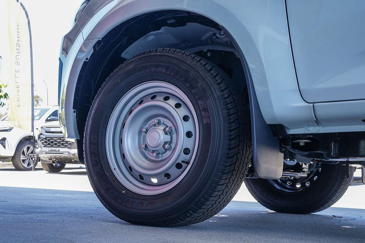 2025 Isuzu D-MAX SX 4X4