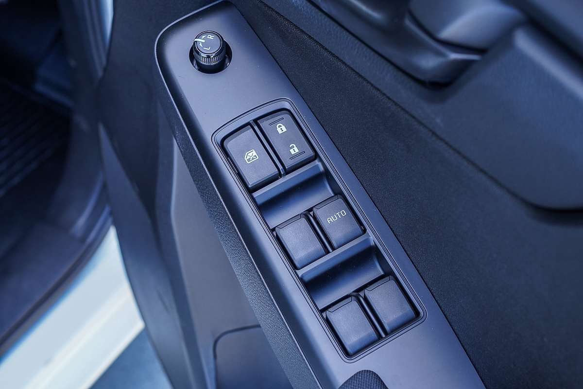 2025 Isuzu D-MAX SX 4X4