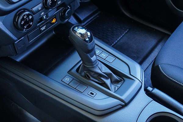 2025 Isuzu D-MAX SX 4X4