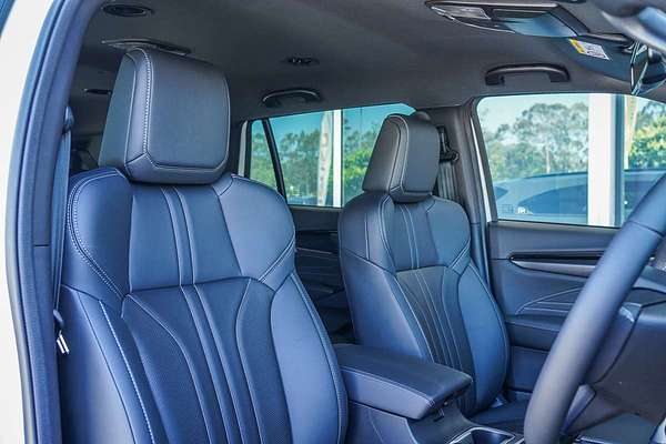 2025 Isuzu MU-X LS-T