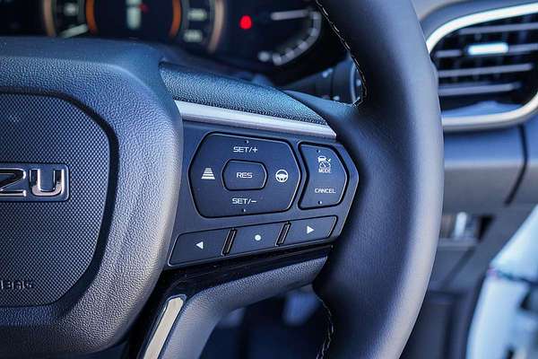 2025 Isuzu MU-X LS-T