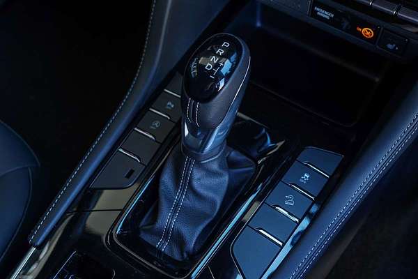 2025 Isuzu MU-X LS-T