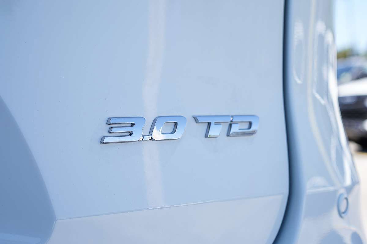 2025 Isuzu MU-X LS-T