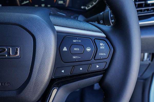 2025 Isuzu MU-X LS-T